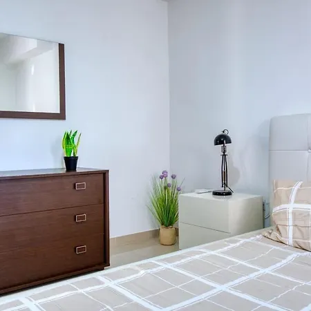 Spacious 1Br, Walk To Sliema & Waterfront * Tal-Hriereb