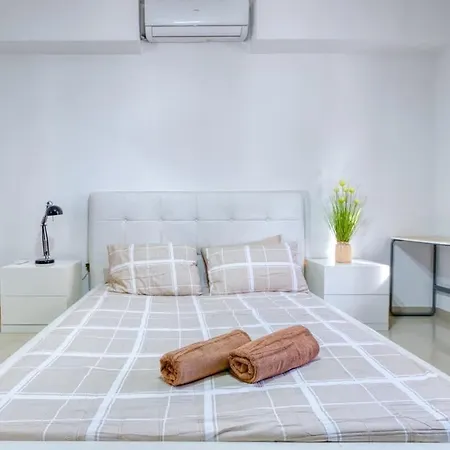 Spacious 1Br, Walk To Sliema & Waterfront Apartment *